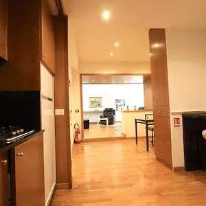  Appartamento Giulio Cesare House